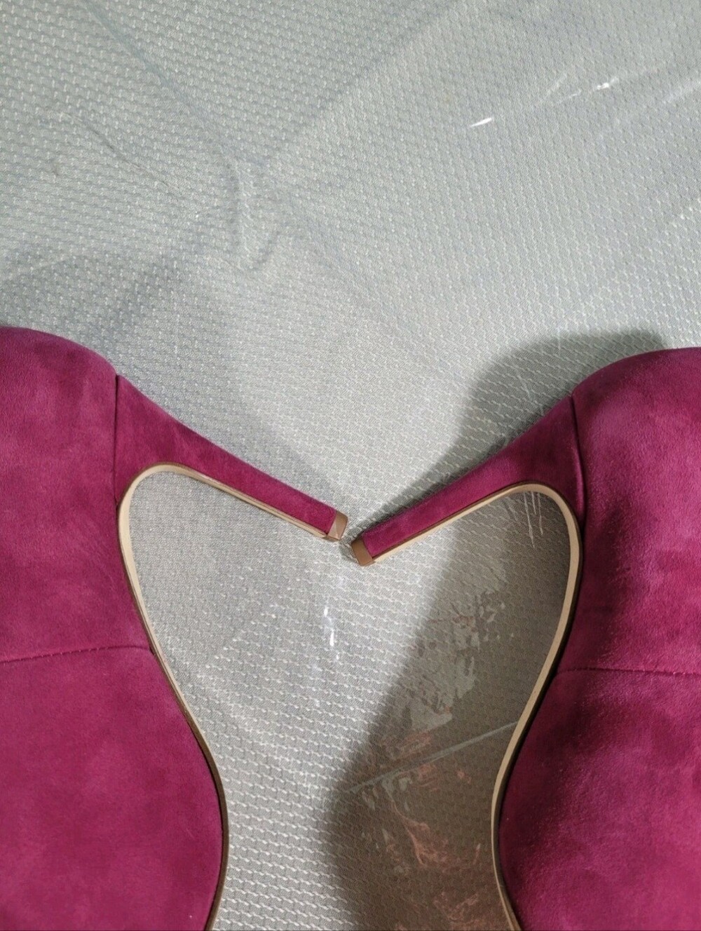 Gibson Latimer Women's Size 6 Magenta Suede Side Cut Out Peep Toe Pump Heel 220 - Picture 9 of 11